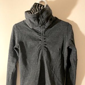 Grey reversible top lululemon